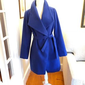 PIM and LARKIN adorable wrap coat. GUC.  M